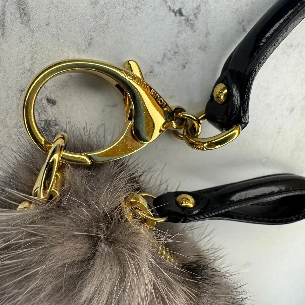 Louis Vuitton Mink Fur Bag Monogram Milla Vision MM Gray Vintage Rare Shoulder